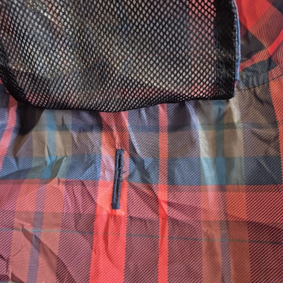 Talbots plaid raincoat size large lab or shepard NWT - Picture 4 of 14